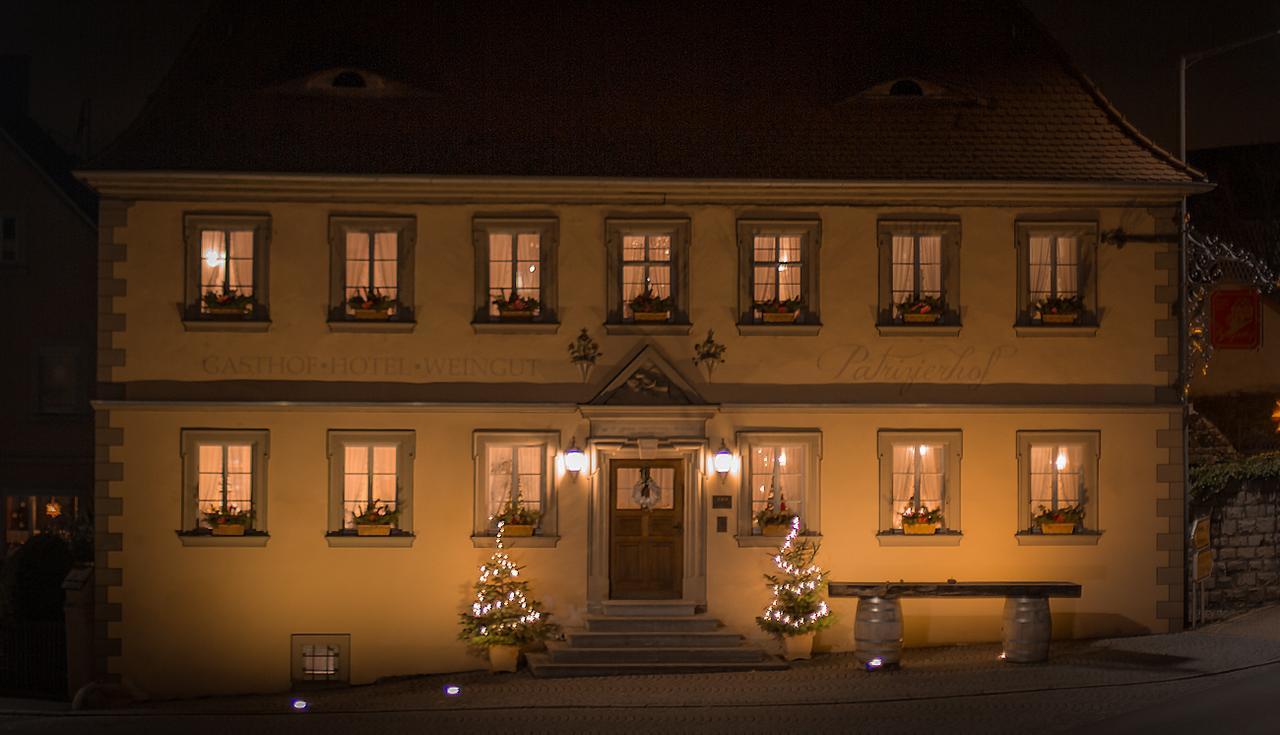 Der Patrizierhof - Weingut Gasthof Hotel - Familie Grebner Grosslangheim Exterior photo